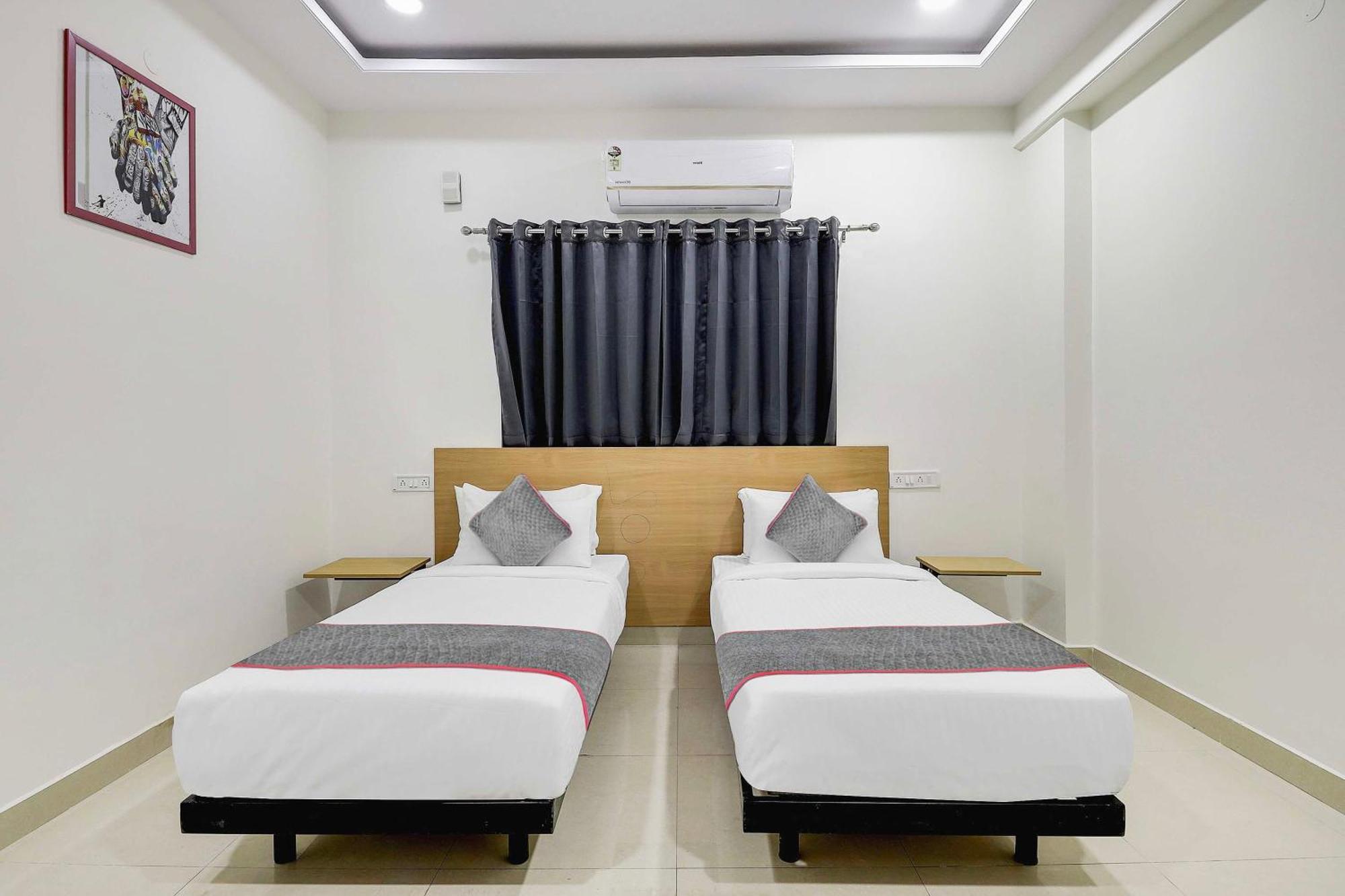 Super Townhouse De Alphabet Hotel Kukatpally Nexus Mall Hyderabad Exterior foto